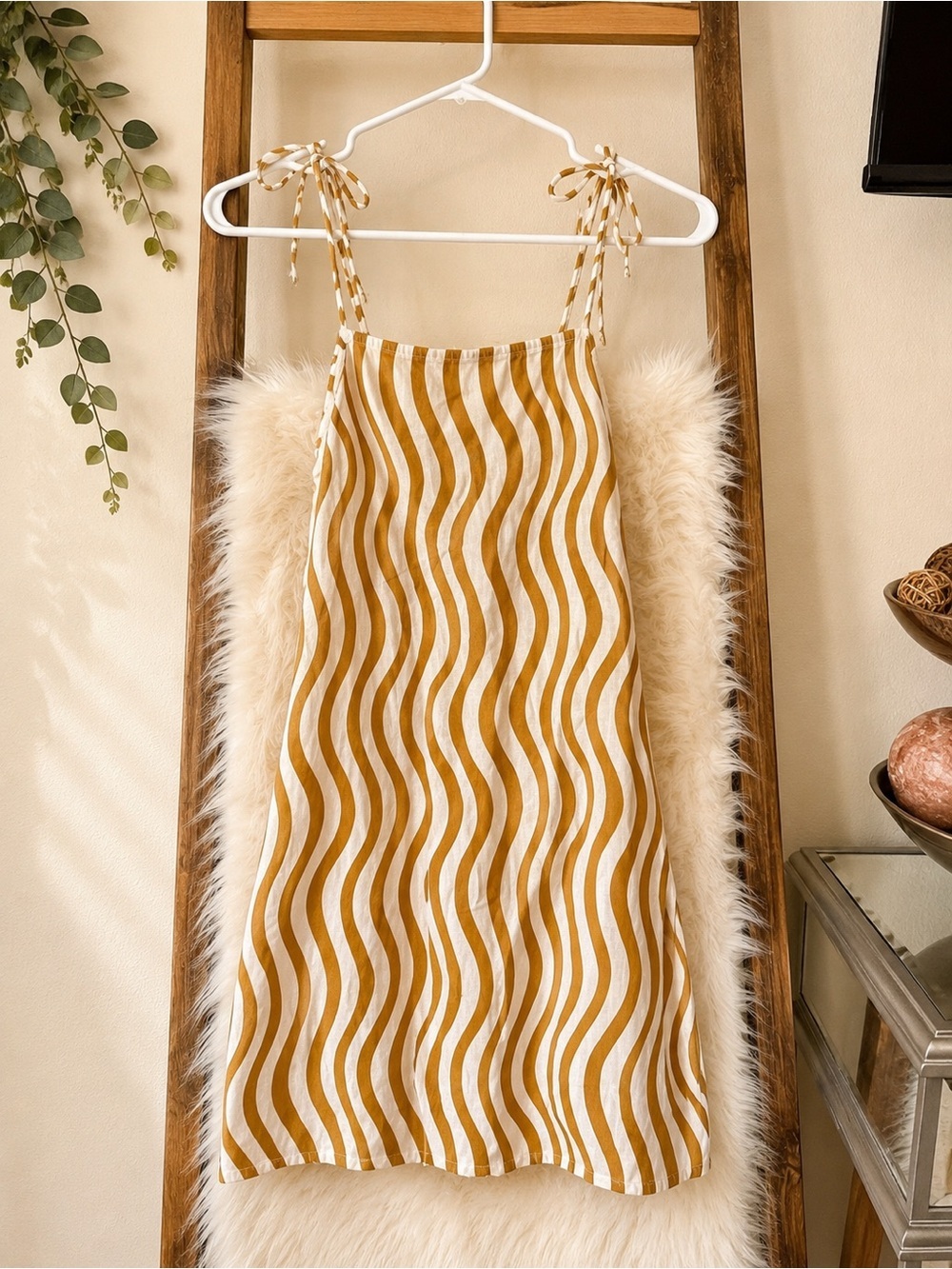 Backless Tie-Strap Wave Print Dress in Mustard